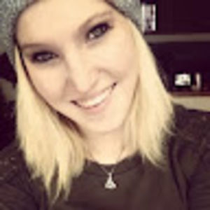 Meet your Posher, Steph